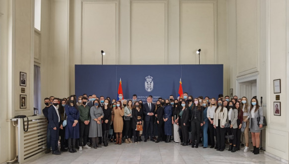 Nikola Selakovic sa studentima