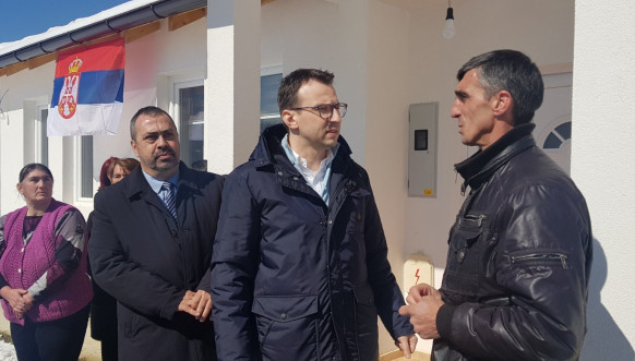 Petković u Zubinom Potoku Petković u Zubinom Potoku
