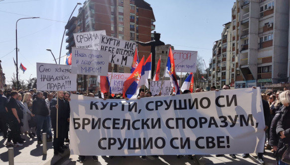 Severna Mitrovica protest