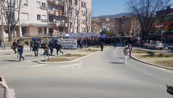 Severna Mitrovica protest