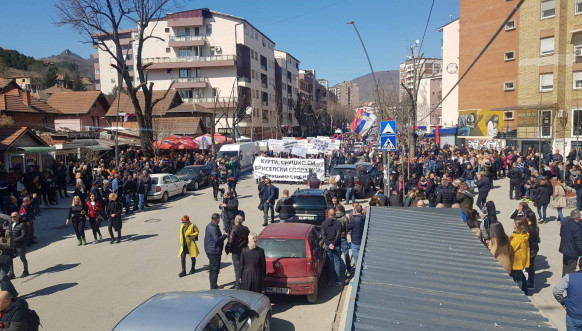 Severna Mitrovica protest