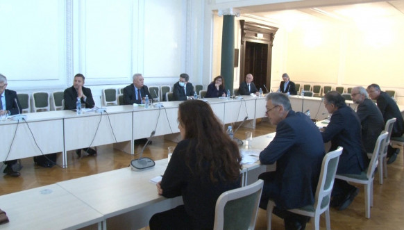 Selaković sa Žiofreom i ambasadorima zemalja članica EU Selaković sa Žiofreom i ambasadorima zemalja članica EU