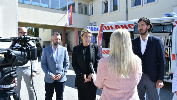 Donacija sanitetskog vozila Domu zdravlja Štrpce