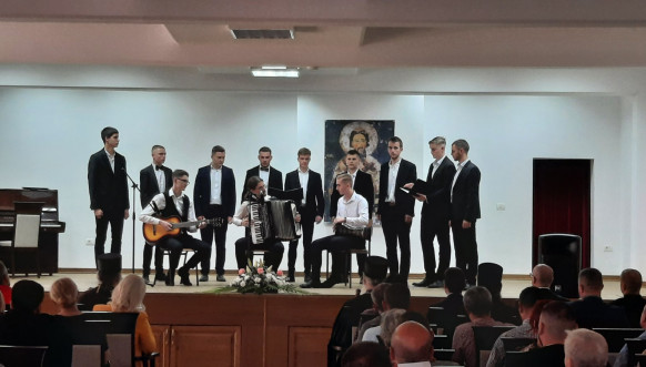 kulturno umetnički program povodom slave Svetog Kirila i Metodija
