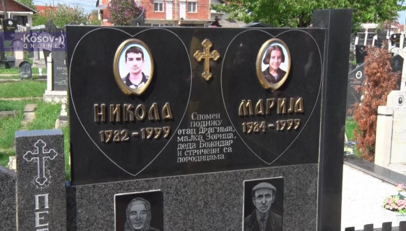 Parastos na grobu Marije i Nikole Petrovića