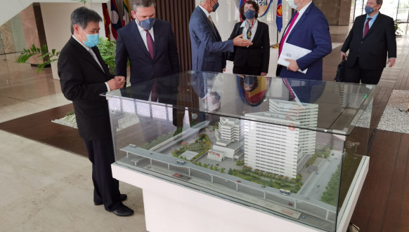 Nikola Selaković i generalni sekretar ASEAN Nikola Selaković i generalni sekretar ASEAN