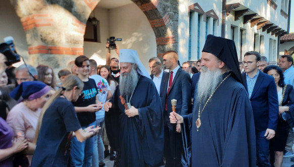 Patrijarh Porfirije u Gračanici.jpg Patrijarh Porfirije u Gračanici.jpg