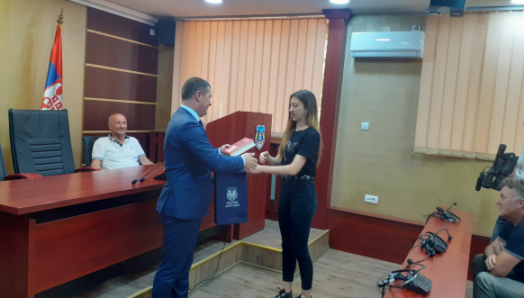 Prijem najboljih đaka Leposavić Prijem najboljih đaka Leposavić