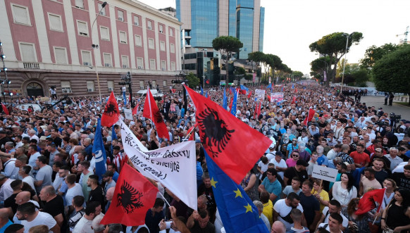 Protesti u Tirani Protesti u Tirani
