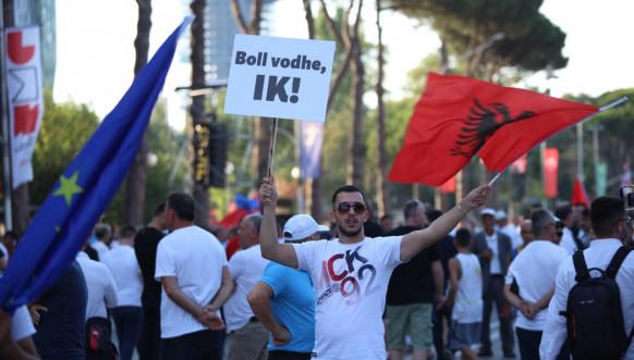 Protesti u Tirani Protesti u Tirani