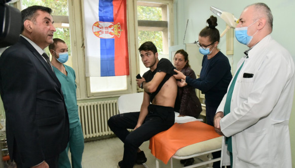 Tajić obišao Nemanju Mitrovića