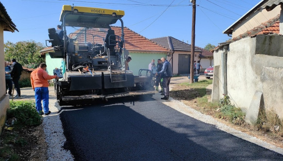 Asfaltiranje ulica u Gornjoj Gušterici Asfaltiranje ulica u Gornjoj Gušterici