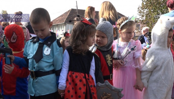 Maskenbal predškolaca u Leposaviću Maskenbal predškolaca u Leposaviću