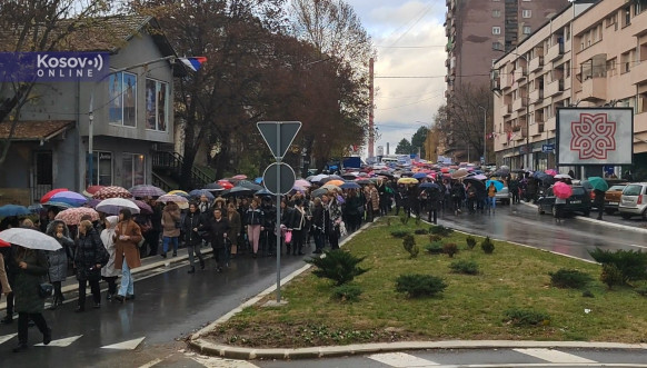Protest žena u Severnoj Mitrovici