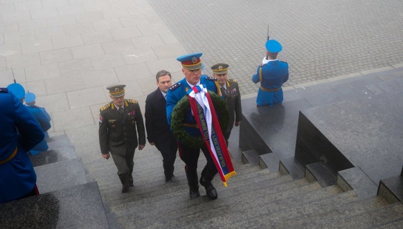 Selaković na ceremoniji obeležavanja Dana primirja Selaković na ceremoniji obeležavanja Dana primirja