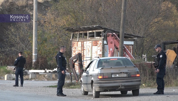 kosovska_policija_i_kfor_u_oklopnim_vozilima_u_blizini_leposavica_4