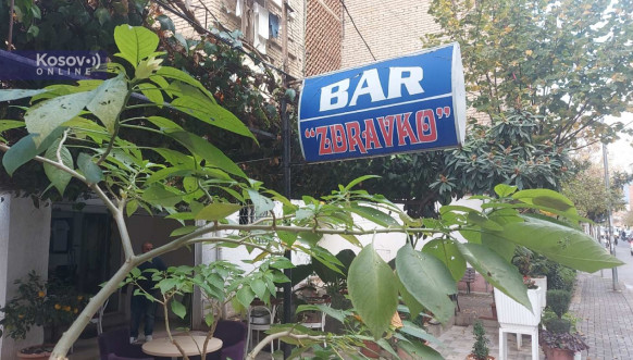 Kafić Zdravko u Tirani
