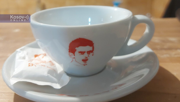 Kafić Zdravko u Tirani