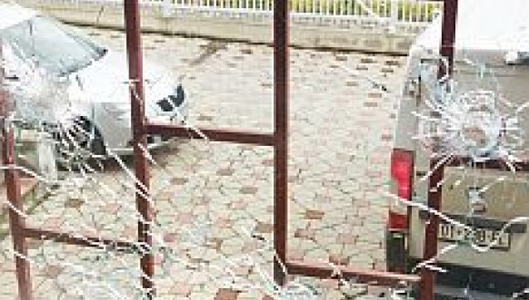 Pokušaj pljačke novca u Leposaviću Pokušaj pljačke novca u Leposaviću