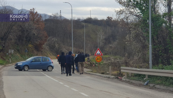 Okupljanje Srba na barikadama