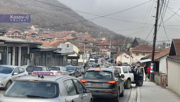 Veliki broj Srba na skupu u Rudaru