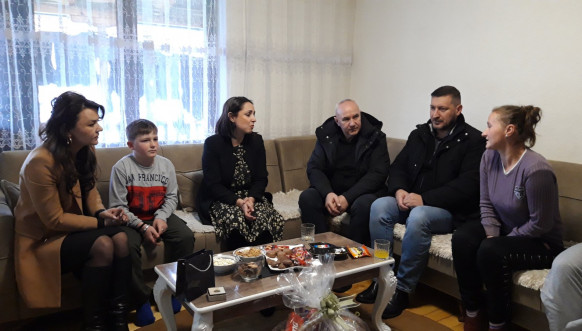 Predstavnici Kancelarije za KiM u poseti Stefanu Stojanoviću