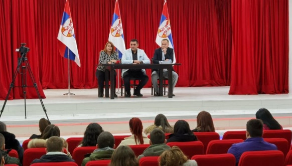 Verica Ćeranić, Aleksandar Spirić i Saša Petrović Verica Ćeranić, Aleksandar Spirić i Saša Petrović