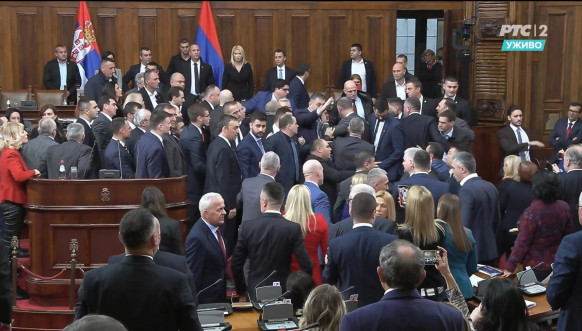 Incident u Skupštini Srbije 