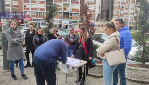 Potpisivanje peticije za povlačenje Kosovske policije sa severa - Severna Mitrovica
