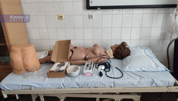 Donacija medicinske opreme srednjoj školi u Štrpcu
