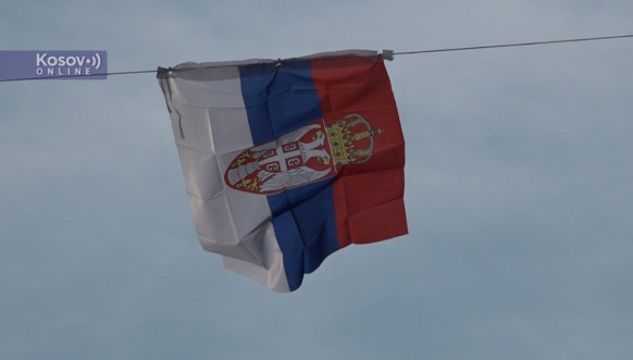 Leposavić - zastave Srbije Leposavić - zastave Srbije