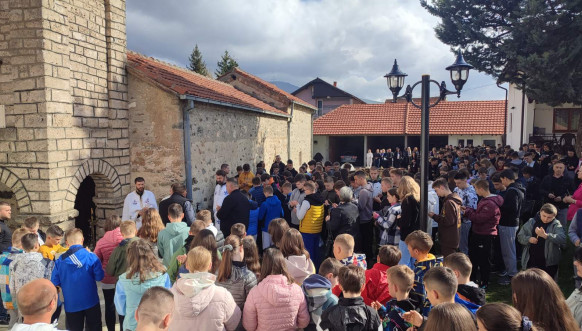 Štrpce, pomen stradalima u školi u Beogradu Štrpce, pomen stradalima u školi u Beogradu