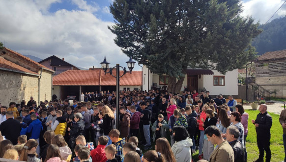 Štrpce, pomen stradalima u školi u Beogradu Štrpce, pomen stradalima u školi u Beogradu