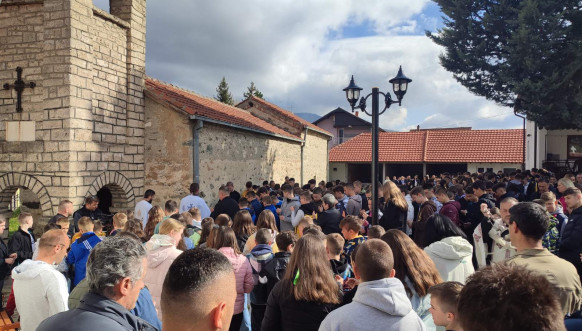 Štrpce, pomen stradalima u školi u Beogradu Štrpce, pomen stradalima u školi u Beogradu