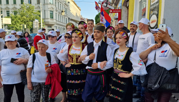 Srbi iz Beča poslali poruku podrške skupu "Srbija nade"