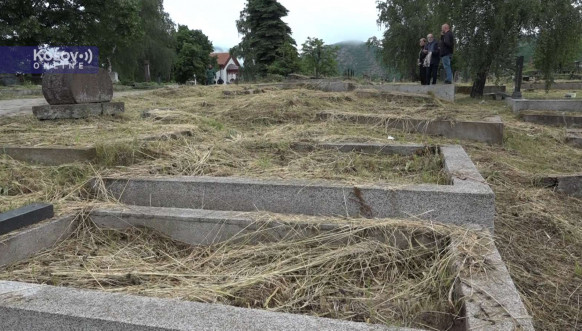 Groblje u Južnoj Mitrovici