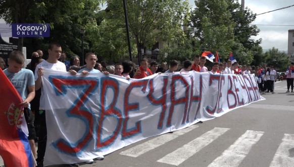 Maturanti u Zvečanu