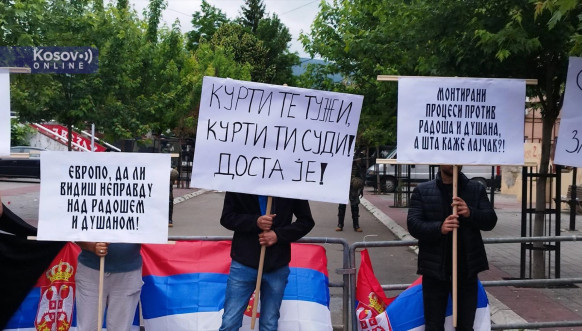 Protest u Zvečanu
