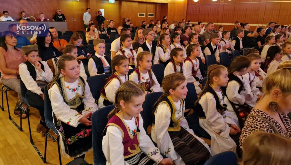 Humanitarna manifestacija Srpskog centra iz Beča "Humetnost" za košarkaški klub "Centar" iz Severne Mitrovice