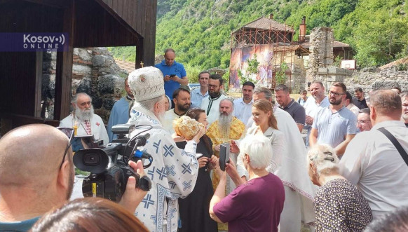 Obeležavanje slave u manstiru svetih Arhangela u Prizrenu