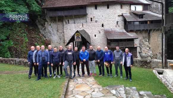 Seča drva u manastiru Crna Reka