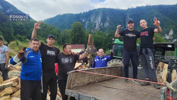 Seča drva u manastiru Crna Reka