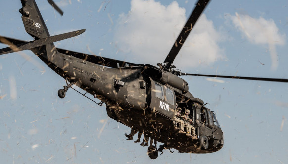 Kfor počeo sa vazduhoplovnom vežbom u Južnoj Mitrovici