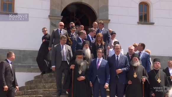 Vučić i Pendarovski u Prohoru Pčinskom
