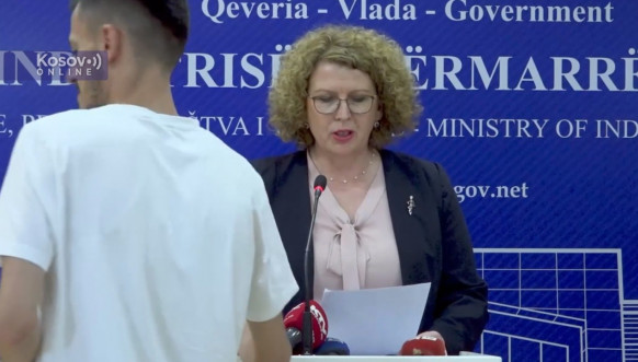 novinari bojkot Rozeta Hajdari