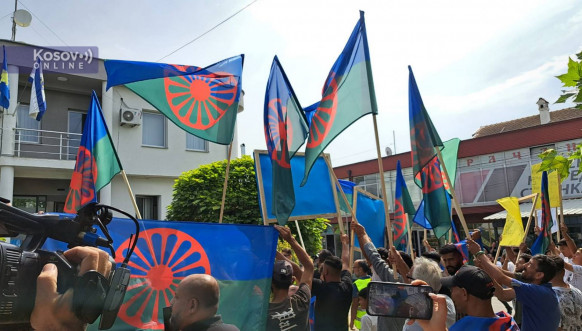 Protest Roma u Gračanici 5