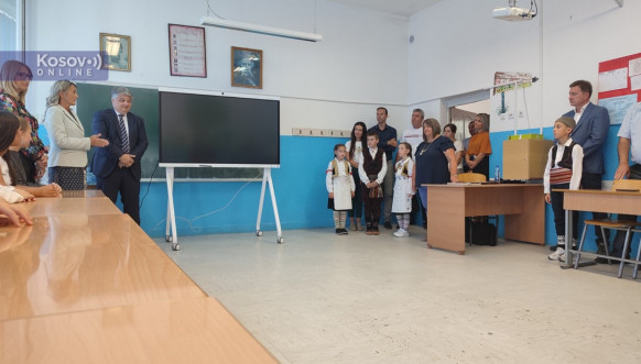 Donacija Telekoma đacima na KiM