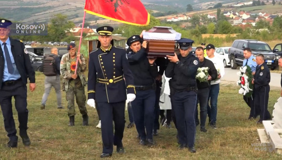 Sahrana poginulog pripadnika Kosovske policije Sahrana poginulog pripadnika Kosovske policije
