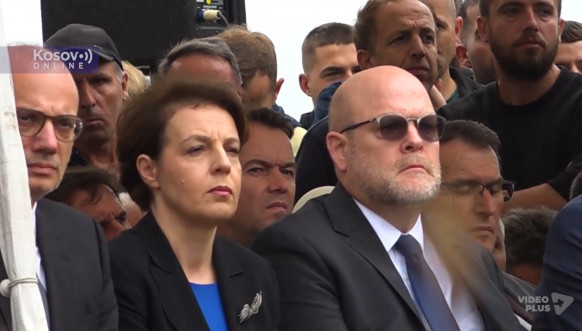 Sahrana poginulog pripadnika Kosovske policije Sahrana poginulog pripadnika Kosovske policije