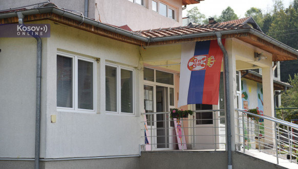 Zastave Srbije u Štrpcu za Dan srpskog jedinstva, slobode i nacionalne zastave Zastave Srbije u Štrpcu za Dan srpskog jedinstva, slobode i nacionalne zastave